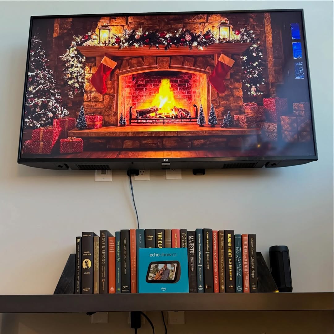 \u201cAlexa, find me a winner for an Amazon echo\u201d \ud83d\ude07\ud83e\udd73\n\nDay 3 of giveaways , let's gooooooooo \n\n\u2728Like this picture \n\u2728Follow Rise on Chauncey on TikTok\n\u2728Tag 2 friends