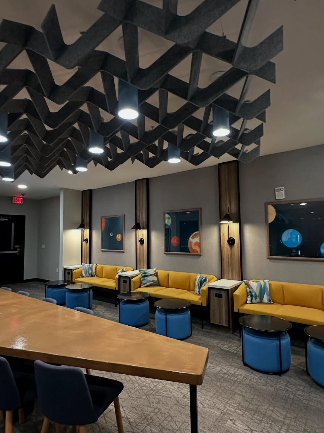 Study vibes \ud83d\udcda \ud83d\uddd2\ufe0f \n\nVisit 1 of our study areas for a calm study session \u263a\ufe0f \n\n10 more days of our tour and score for a brand new MacBook Air \ud83d\udcbb! Come tour today!