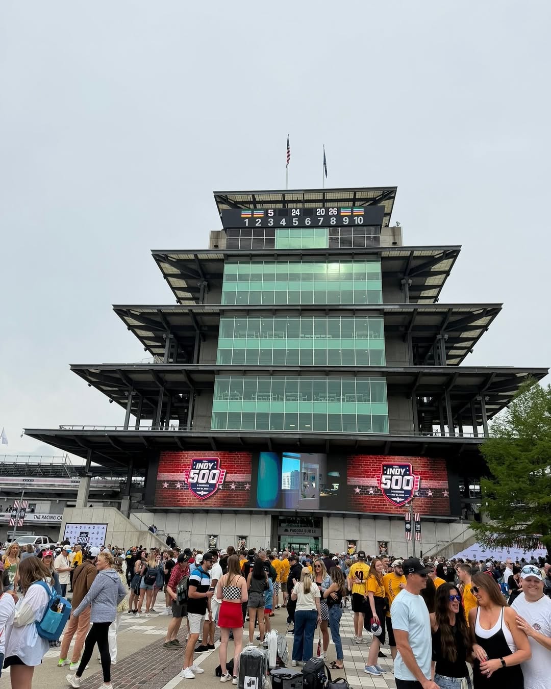 What a weekend at the Indy 500! \ud83c\udfce\ufe0f\nHere are some of our favorite moments from race day!\n\nNow we want to hear from YOU \ud83d\udc47\nWhat was your favorite part of the Indy 500 this year?\n\n