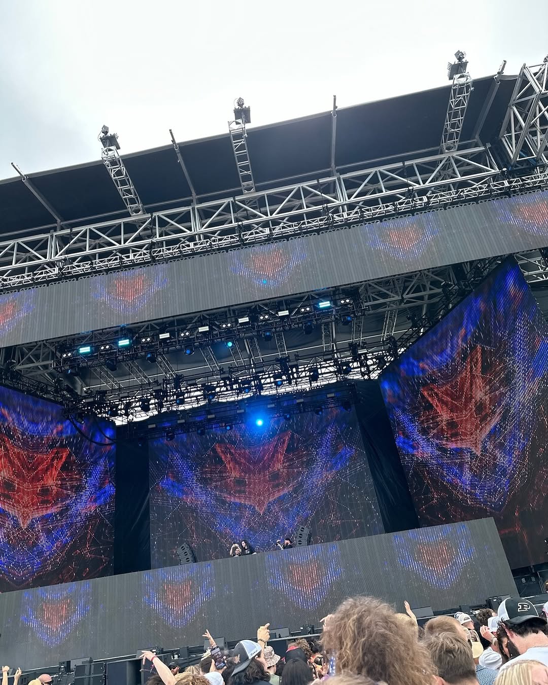LAST CHANCE TO ENTER!\n\n3PM is the FINAL deadline to tour and be entered to win \ud83c\udfc1\ud83c\udf9f\ufe0f\n\nOne lucky winner will receive:\n\ud83d\udd25 2 VIP Snake Pit Tickets\n\ud83c\udfce\ufe0f Indy 500 General Admission Entry\n\nDon't miss your chance to experience race weekend the right way! Stop by, take a tour, and get entered before time runs out. \u23f0\n\n