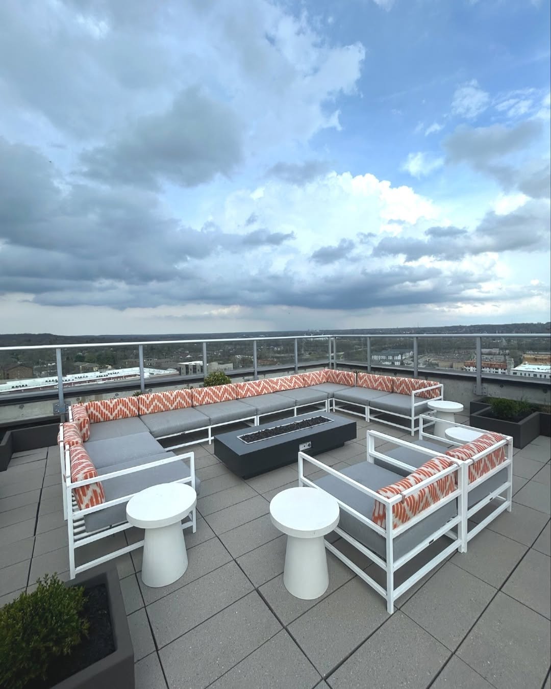 Meet us by the firepit \ud83d\udd25\n\nRise offers 2 outdoor firepits on property - where nights get warmer and friends can gather